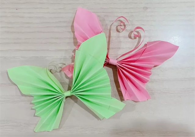 用纸折的蝴蝶怎么折